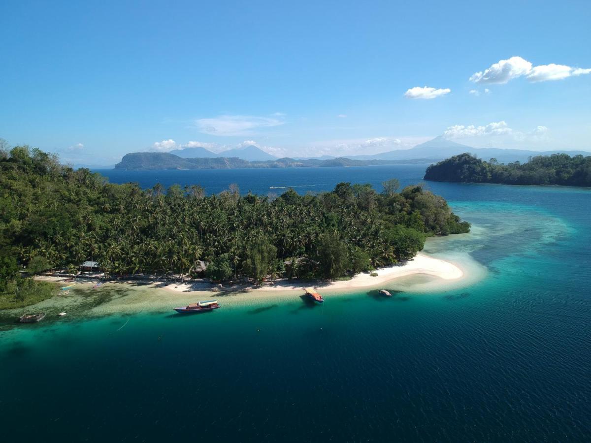 Blue Bay Divers Likupang Bangka Eksteriør bilde