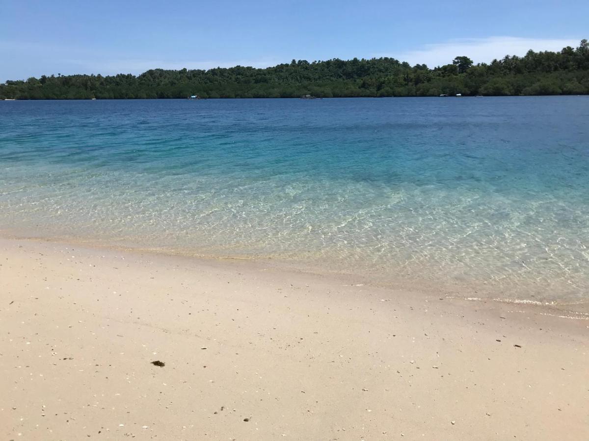 Blue Bay Divers Likupang Bangka Eksteriør bilde