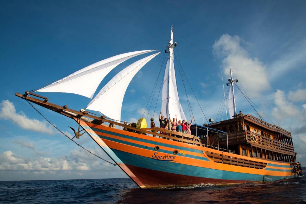 Blue Bay Divers Likupang Bangka Eksteriør bilde