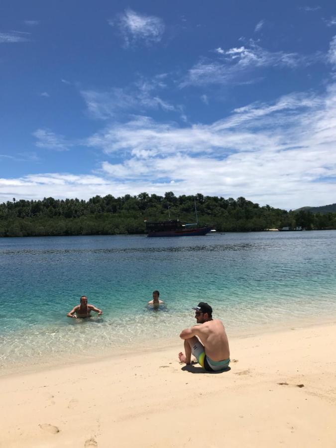 Blue Bay Divers Likupang Bangka Eksteriør bilde